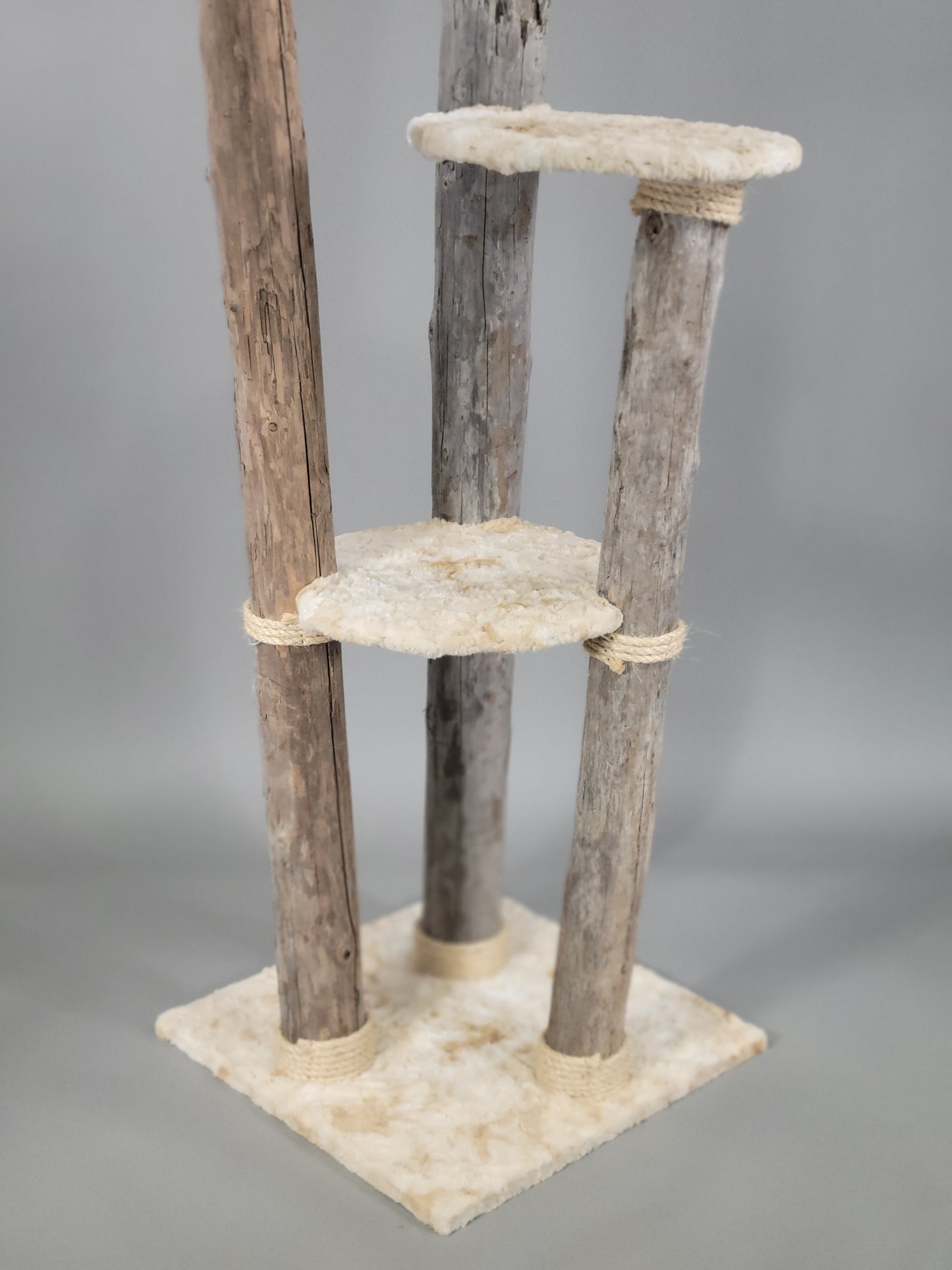 Sauk | Large driftwood cat tree